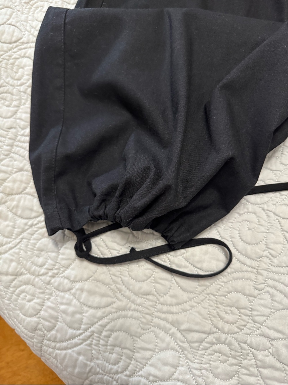 Black Linen Cargo Jogger Pants - Picture 4 of 6